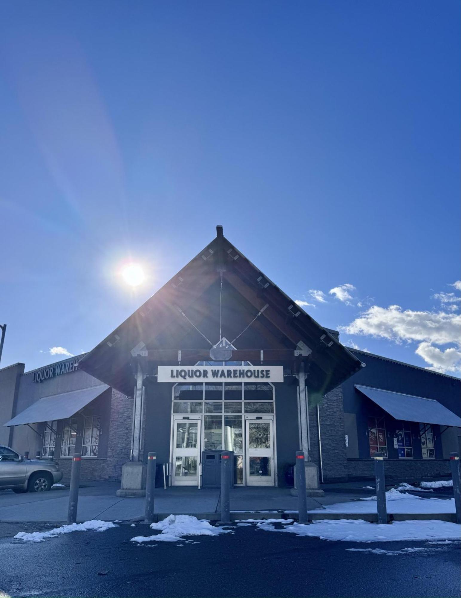 Divya Sutra Plaza And Conference Centre, Vernon, Bc Екстериор снимка